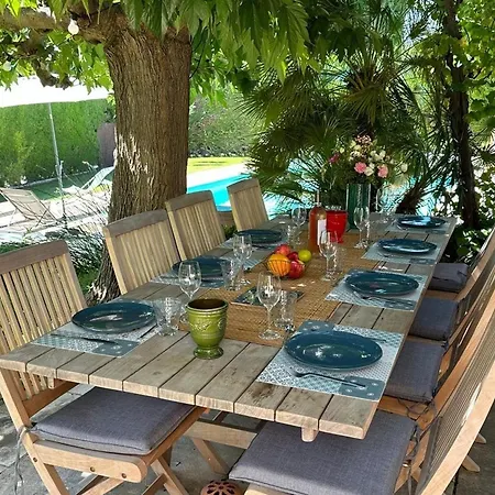 Holiday home Mas A Avec Piscine, Terrasse Et Jardin, Pres Des Alpilles - Fr-1-599-35 *