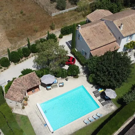 Mas A Avec Piscine, Terrasse Et Jardin, Pres Des Alpilles - Fr-1-599-35 Holiday home Paradou