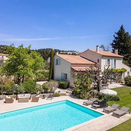 Mas A Avec Piscine, Terrasse Et Jardin, Pres Des Alpilles - Fr-1-599-35 * Paradou